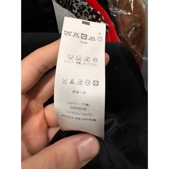 Louis Vuitton Black Wool Cropped Double-Breasted Coat Sz.36